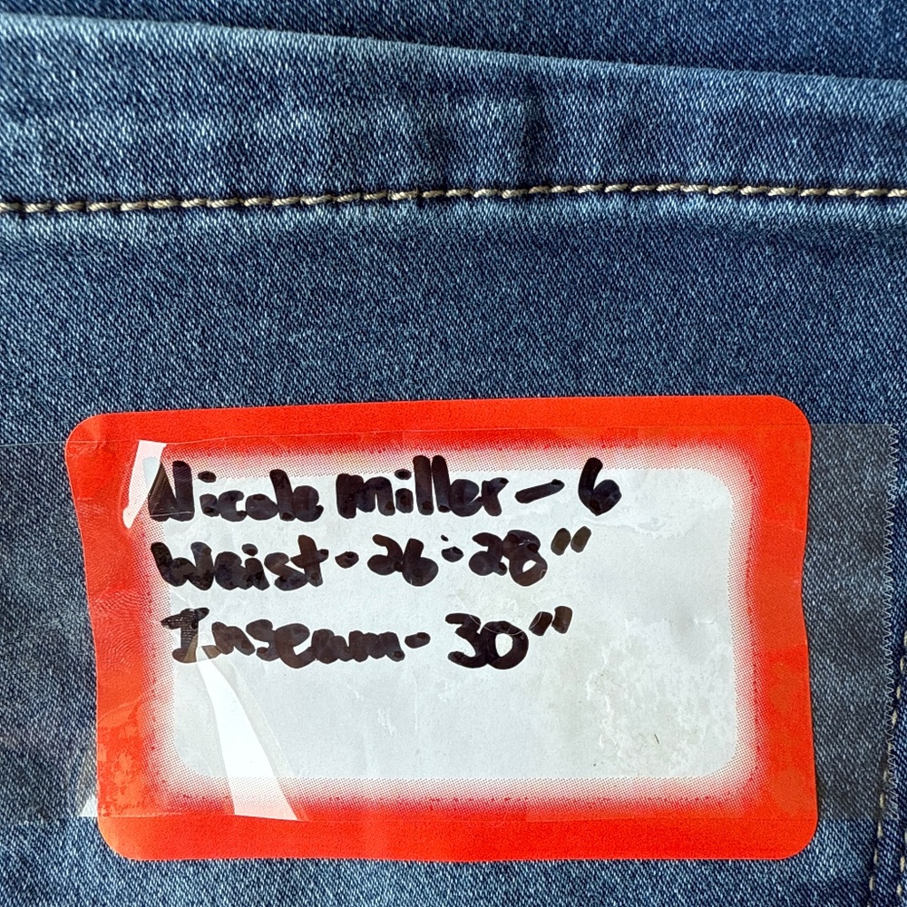 Nicole Miller - SoHo HR Bootcut - Size 6